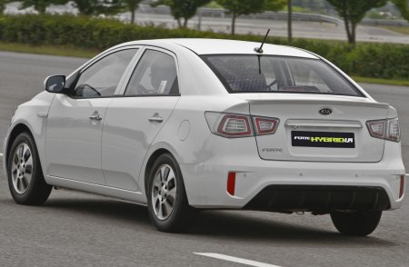 kia-forte-lpi-2