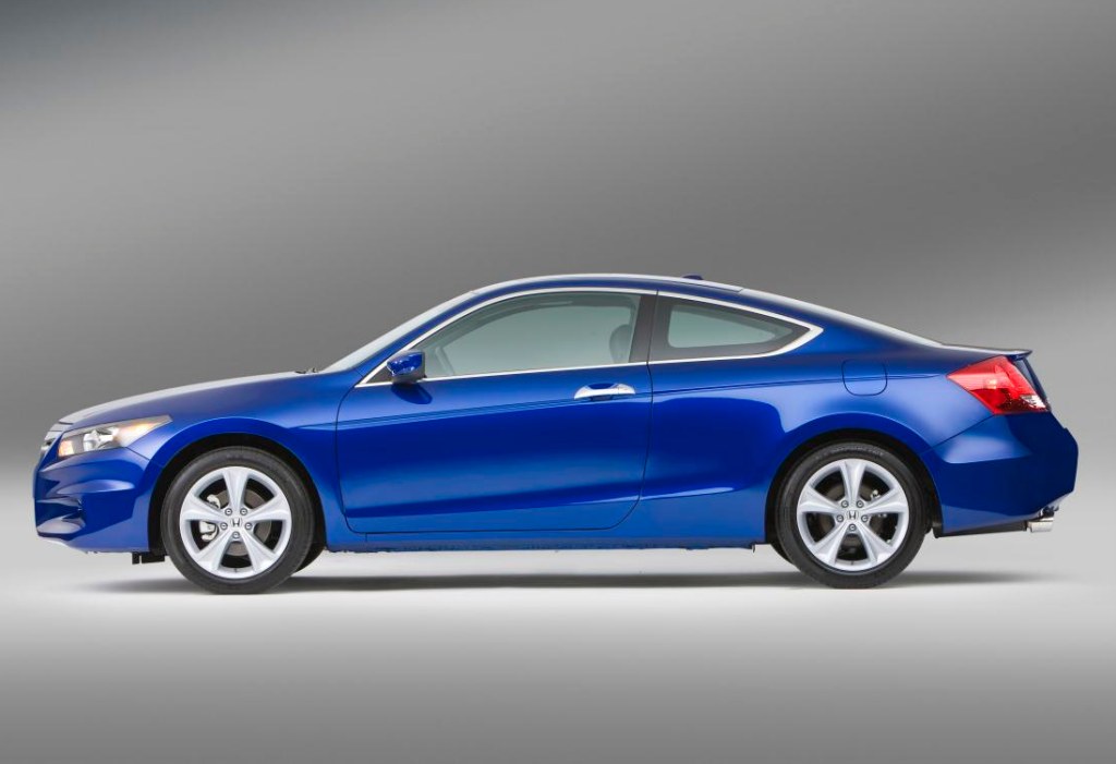 Honda Accord 2011 sedan and coupe in the UAE - Drive Arabia