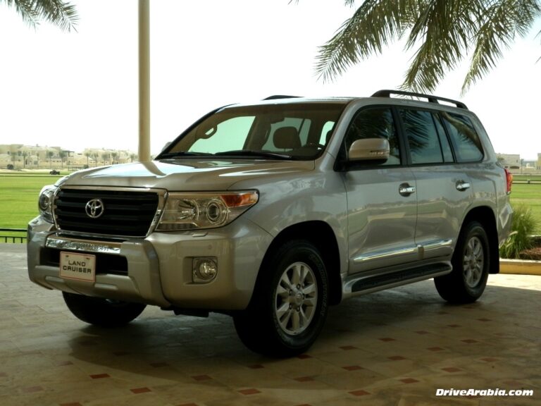 Toyota land cruiser 2012