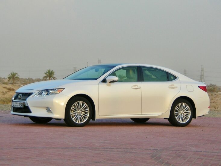 2013 Lexus ES 350 | Drive Arabia