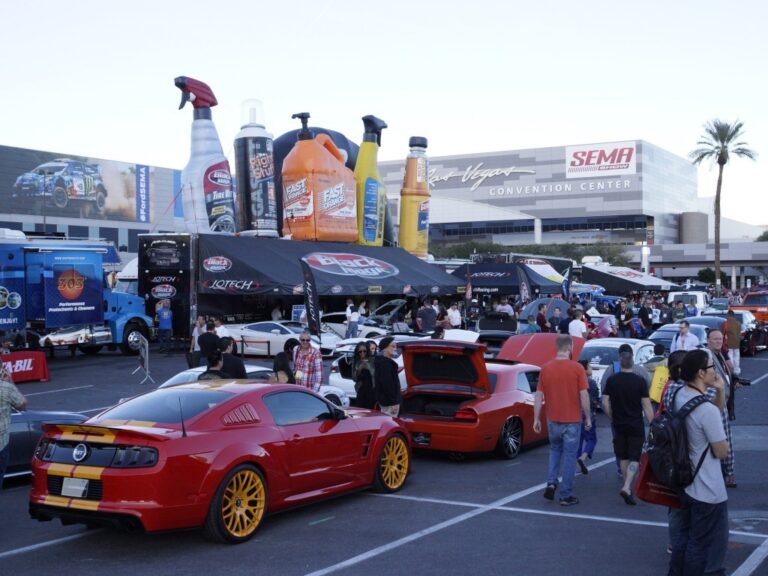 SEMA Las Vegas 2013: Photo coverage – part 1 | DriveArabia