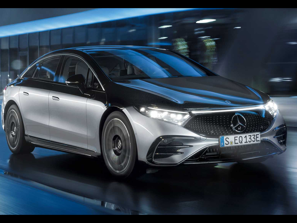 Mercedes-Benz EQS enters luxury EV sedan battlefield | Drive Arabia