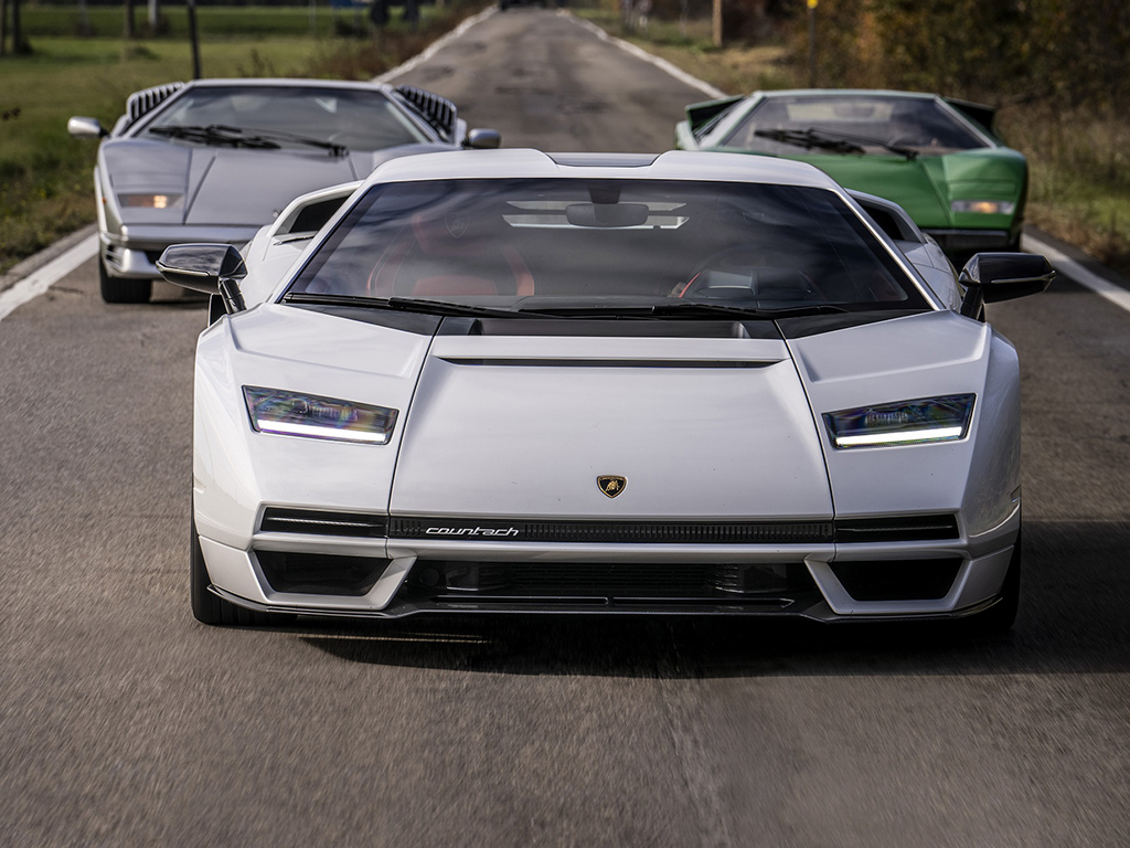 All-new Lamborghini Countach LPI 800-4 on the road, sold out already |  Drive Arabia