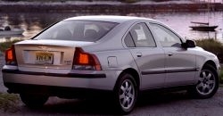 Volvo S60 2001 rear view