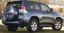 Toyota Land Cruiser Prado SWB 2011 rear view