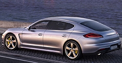 Porsche Panamera 2016 rear view