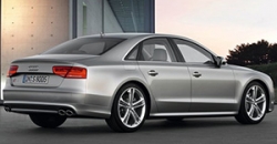 Audi S8 2013 rear view