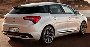 Citroen DS5 2015 rear view