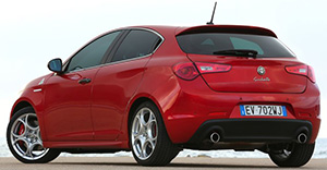 Alfa Romeo Giulietta QV 2015 rear view