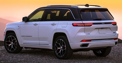 Jeep Grand Cherokee 2024 rear view