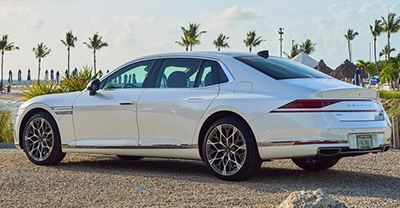 Genesis G90 2024 rear view