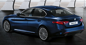 Alfa Romeo Giulia 2019 rear view