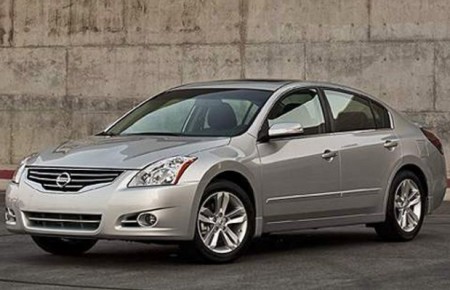 Nissan Altima 2010 facelift photo leaked