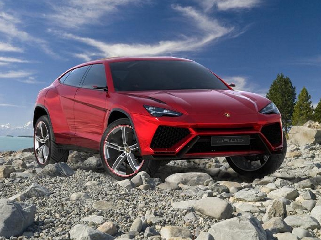 Lamborghini Urus 4x4 concept debuts