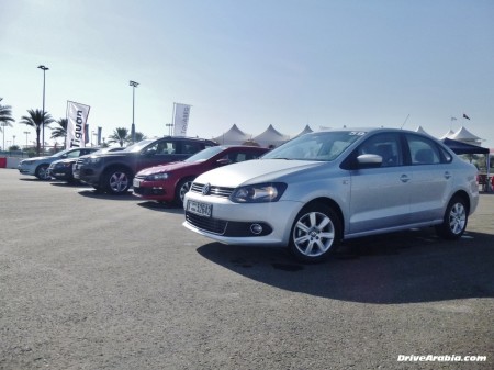 تجربة قيادة: ٢٠١٣ فولكس فاجن بولو VW Polo في حلبة ياس ماريناYas Marina  في أبو ظبي