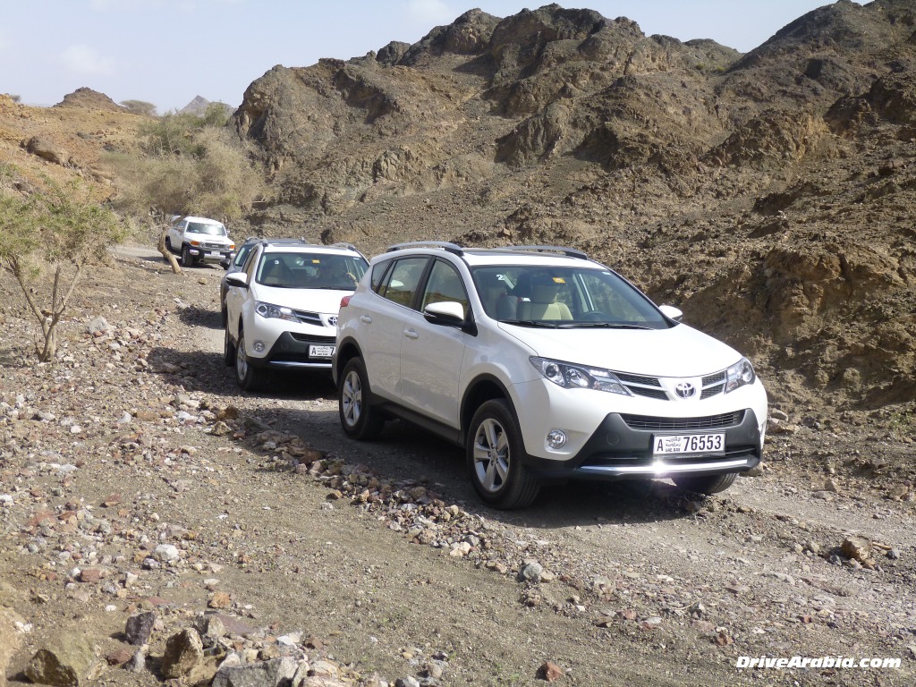 تجربة قيادة: ٢٠١٣ تويوتا راف فور RAV4 في الإمارات