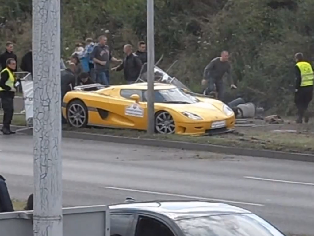 Video: Koenigsegg CCX crashes into crowd in Poland car rally 