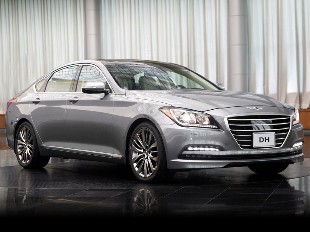 Hyundai Genesis 2015 sedan quietly debuts