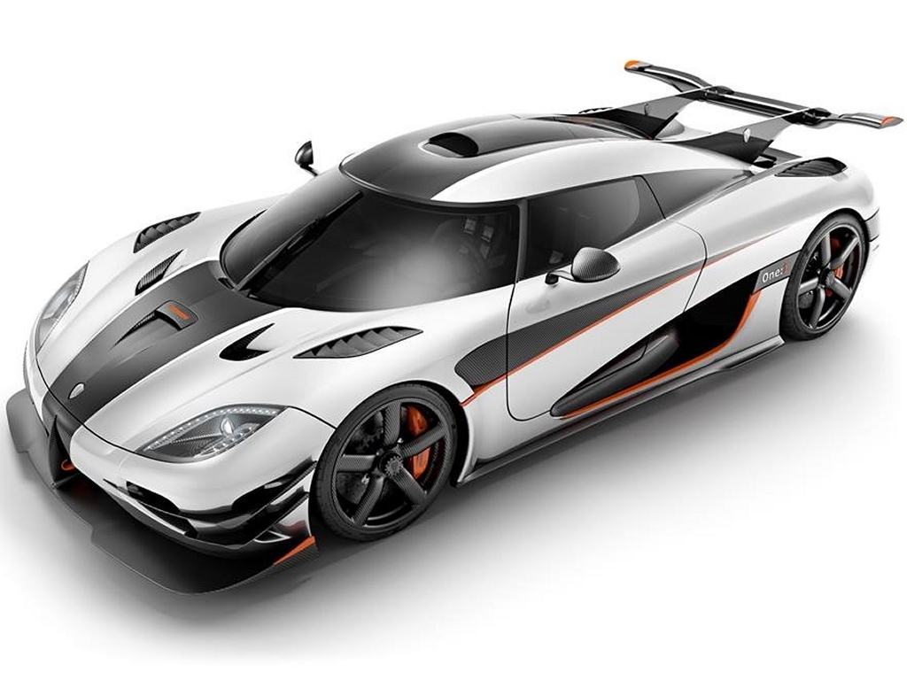 Koenigsegg Agera One:1 makes its debut in Geneva