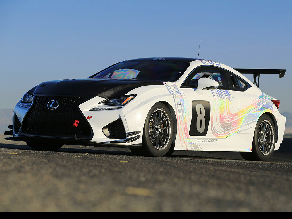 مركبة لكزس "RC F GT" التجريبية الجديدة بالكامل تفوز بالمركز الثالث في سباق بايكس بيك لتسلق الهضبة