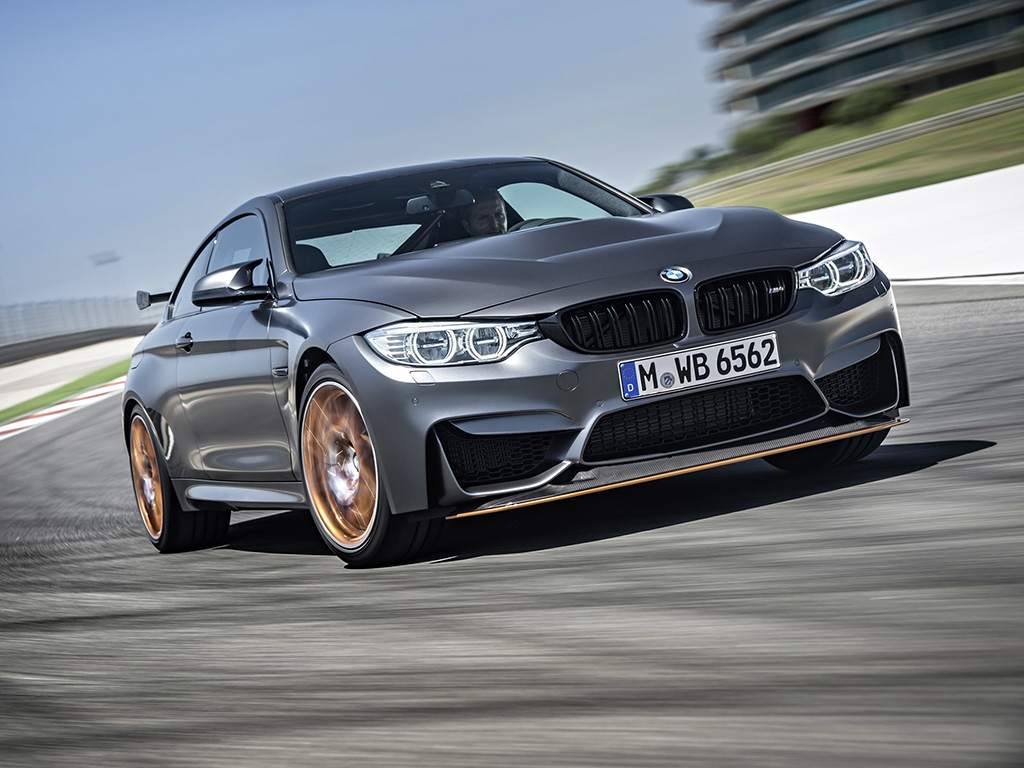 الكشف عن BMW M4 GTS العالية الأداء