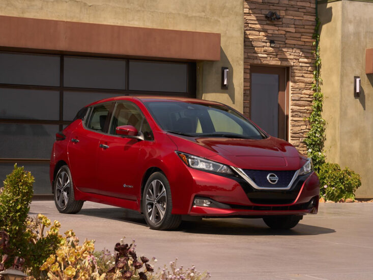 2018-nissan-leaf