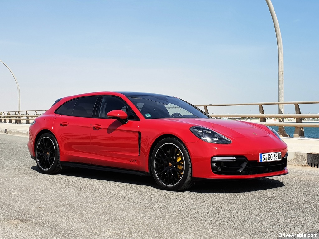 First drive: 2019 Porsche Panamera GTS in Bahrain