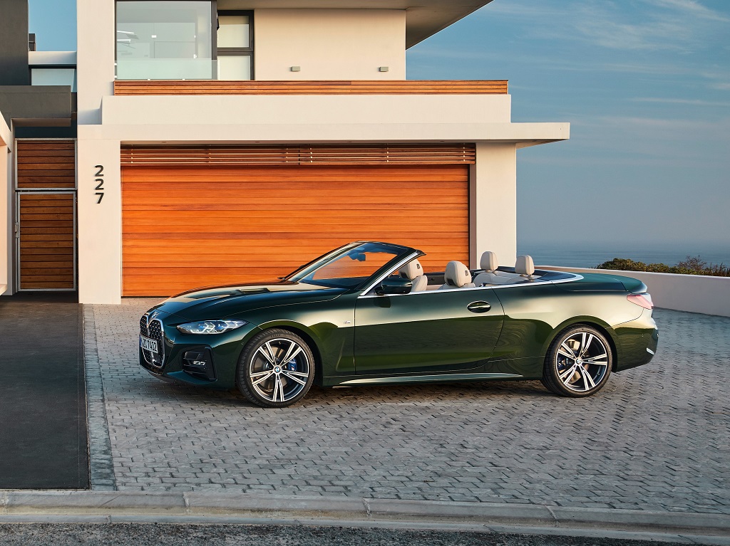 أبوظبي موتورز تعلن وصول سيارة BMW 4 Series Convertible الجديدة كلياً