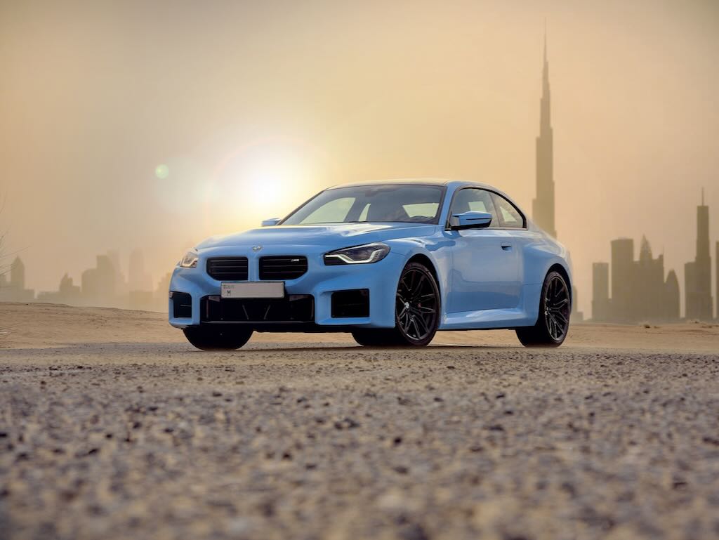 مجموعة BMW تطرح سيارة BMW M2 الجديدة كلياً لأول مرة في المنطقة في سباق هانكوك 24 ساعة في دبي