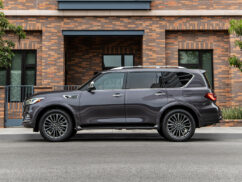 Infiniti QX80